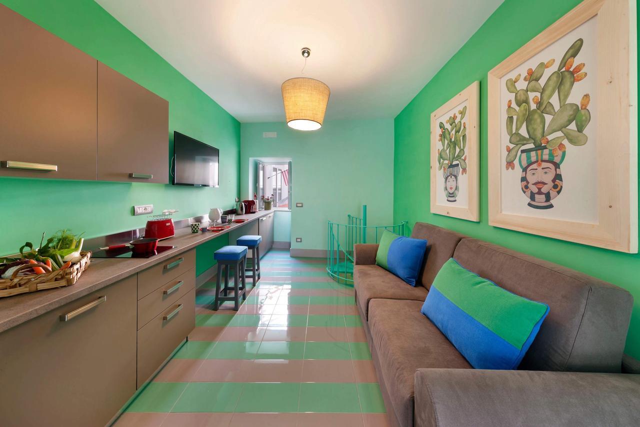 Suite Home Sorrento Luaran gambar