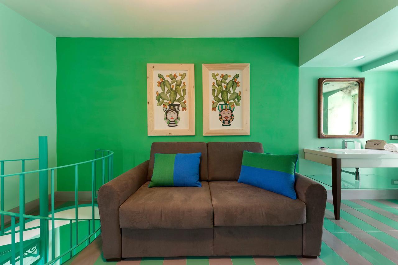 Suite Home Sorrento Luaran gambar